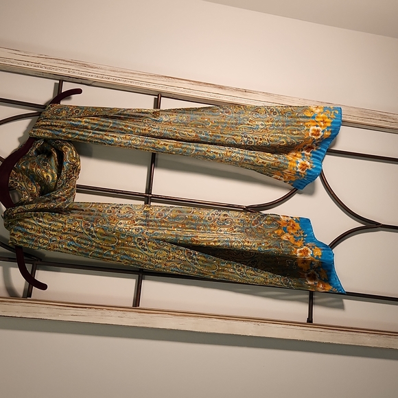 Floral and Paisley Scarf 13"x 65" - Picture 3 of 5